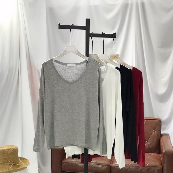 2019 autumn dress t- pullover women's v-neck modal solid color base shirt pullover long sleeve loose large edition t-shirt fashion, White
2019 autumn dress t- pullover women's v-neck modal solid color base shirt pullover long sleeve loose large edition t-shirt fashion, White
