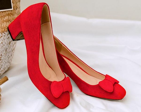 2019 suede women's shoes in spring and autumn with new style middle heel coarse heel square head bowknot, Black
2019 suede women's shoes in spring and autumn with new style middle heel coarse heel square head bowknot, Black