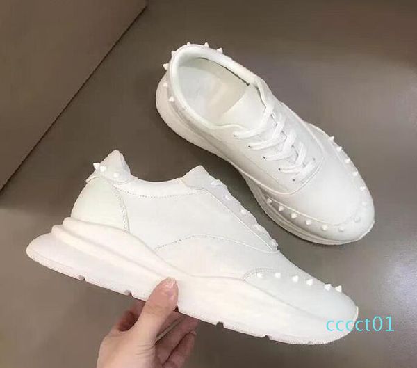 2020 designer red bottoms runner triple s sneakers vintage dad shoes white black leather luxury mens womens spikes trainers big size ct01
2020 designer red bottoms runner triple s sneakers vintage dad shoes white black leather luxury mens womens spikes trainers big size ct01