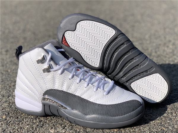 лучшая обувь качество 12 mens basketball xii dark gray real carbon fiber плей-офф тренажёры спорт кроссовки с box размер eu36-47.5, White;red
лучшая обувь качество 12 mens basketball xii dark gray real carbon fiber плей-офф тренажёры спорт кроссовки с box размер eu36-47.5, White;red