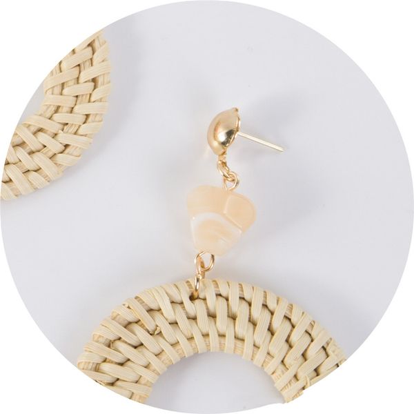 wholesale- hand-woven wood rattan weaving earrings 2018 new round stone ear stud korean exotic national style earrings, Silver
wholesale- hand-woven wood rattan weaving earrings 2018 new round stone ear stud korean exotic national style earrings, Silver