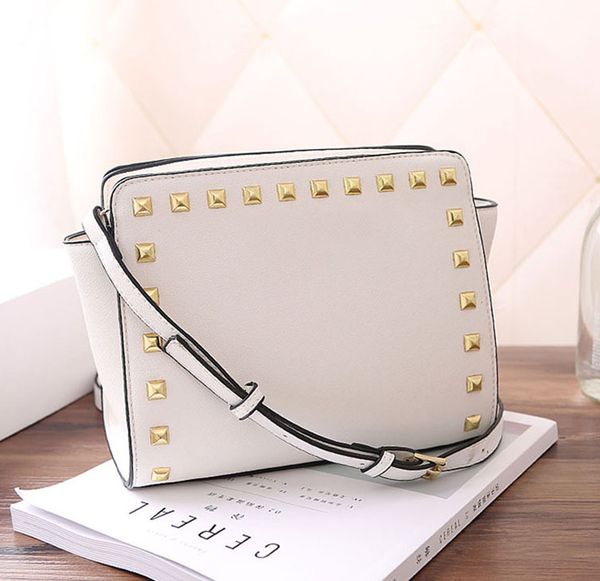 manufacturers designer womens shoulder bag luxury handbags purses rivet cross pattern shoulder bag pu handbags crossbody
manufacturers designer womens shoulder bag luxury handbags purses rivet cross pattern shoulder bag pu handbags crossbody