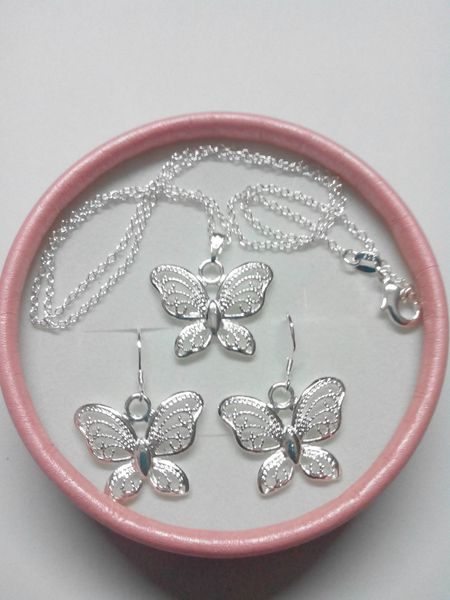 promotional price plated 925 sterling silver butterfly pendant necklaces earrings butterfly jewelry sets for women 6 set/lot
promotional price plated 925 sterling silver butterfly pendant necklaces earrings butterfly jewelry sets for women 6 set/lot