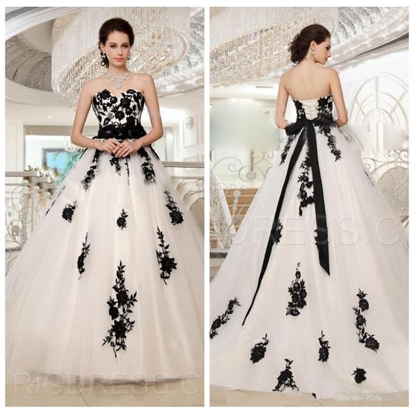 2019 sweetheart lace appliques white and black gothic wedding dresses lace up back bridal gowns ribbon long garden vestidos de mar312e
2019 sweetheart lace appliques white and black gothic wedding dresses lace up back bridal gowns ribbon long garden vestidos de mar312e