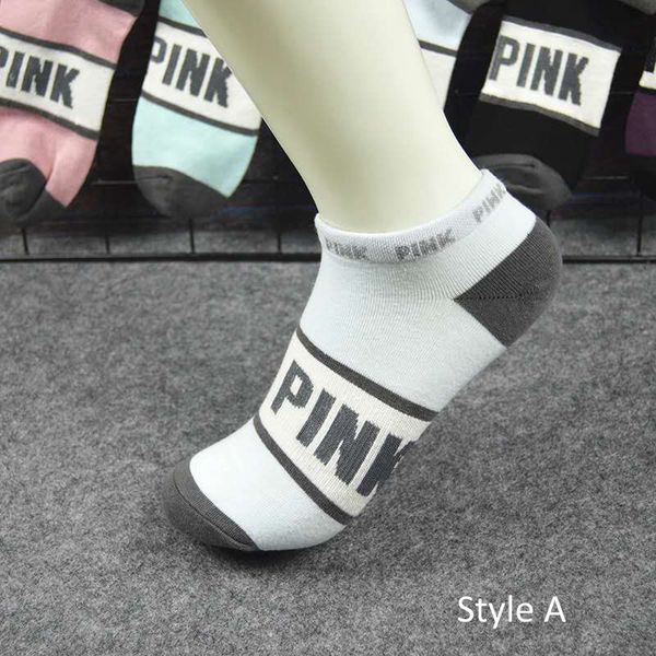 New tyle pink letter port ock cotton oft hort ankle ock women men girl fa hion gym football kateboard neaker tock tocking 
New tyle pink letter port ock cotton oft hort ankle ock women men girl fa hion gym football kateboard neaker tock tocking