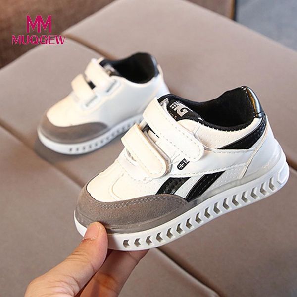 glowing sneakers for boys letter led light luminous shoes kids spring 2019 running sport boy shoes with led lights sneaker#g6, Black
glowing sneakers for boys letter led light luminous shoes kids spring 2019 running sport boy shoes with led lights sneaker#g6, Black