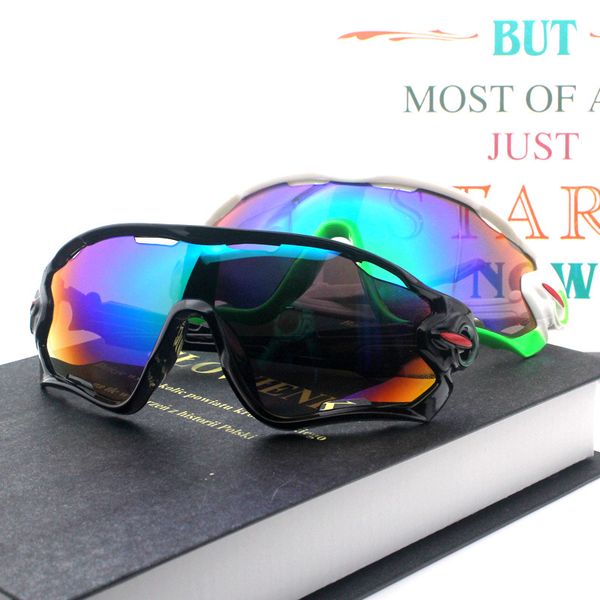 2019 new trend dazzling color sports outdoor sunglasses colorful reflective film men and women cycling sunglasses explosion-proof glasses uv, White;black
2019 new trend dazzling color sports outdoor sunglasses colorful reflective film men and women cycling sunglasses explosion-proof glasses uv, White;black