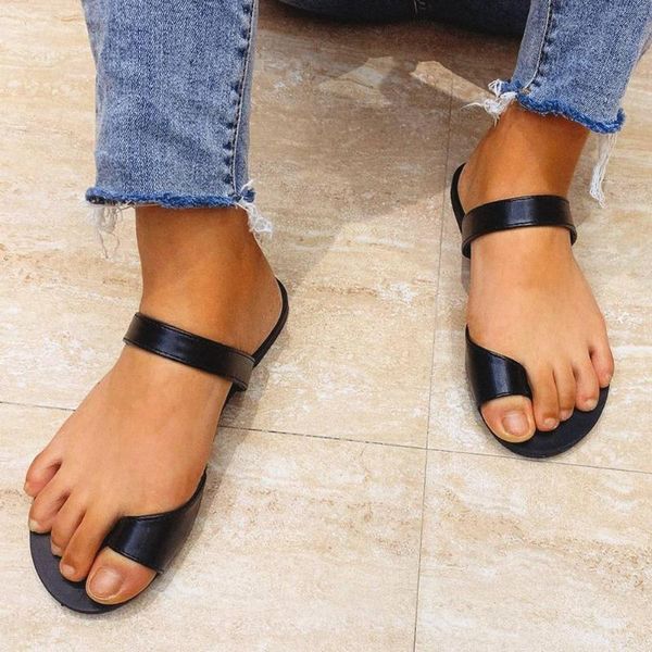 slippers doratasia 2021 dropship soft fake leather flip flops flat summer beach vacation sandal shoes women, Black
slippers doratasia 2021 dropship soft fake leather flip flops flat summer beach vacation sandal shoes women, Black