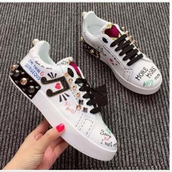 new leather flats designer sneakers women classic casual luxury franch brand shoes note rivet embroidery walking runnig durable mk01, Black
new leather flats designer sneakers women classic casual luxury franch brand shoes note rivet embroidery walking runnig durable mk01, Black