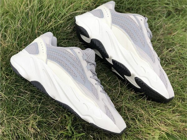 2019 hottest аутентичной 700 v2 static kanye west открытой обуви для мужчин женщин runner wave сиреневых тройной white ef2829 спортивных кро, White;red
2019 hottest аутентичной 700 v2 static kanye west открытой обуви для мужчин женщин runner wave сиреневых тройной white ef2829 спортивных кро, White;red