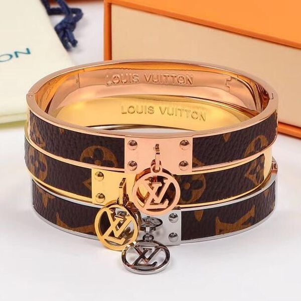 новое прибытие конструктора марка 3-х цветов braceletbangle четыре листа клевера ювелирных v stamp браслет для женщин партии подарков оптово, Black
новое прибытие конструктора марка 3-х цветов braceletbangle четыре листа клевера ювелирных v stamp браслет для женщин партии подарков оптово, Black