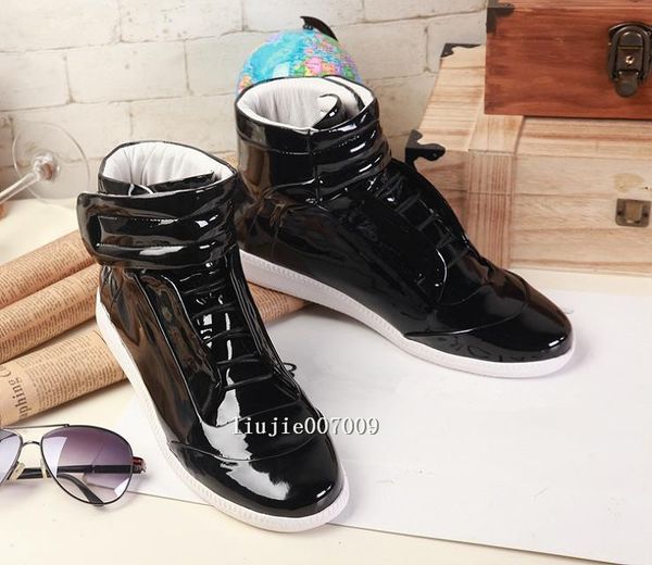 sneaker shoes designer high brand hook&loop man casual colors high fashion shoe mixed name flat new quality male size 39-46 jhiqk, Black
sneaker shoes designer high brand hook&loop man casual colors high fashion shoe mixed name flat new quality male size 39-46 jhiqk, Black