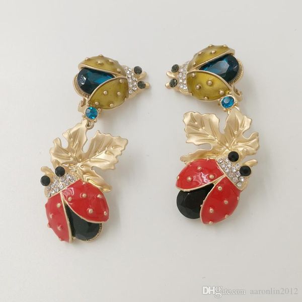 fashion brand crystal insect stud earrings for women punk jewelry vintage metal leaf earring enamel coccinella septempunctata earring bijoux, Golden;silver
fashion brand crystal insect stud earrings for women punk jewelry vintage metal leaf earring enamel coccinella septempunctata earring bijoux, Golden;silver