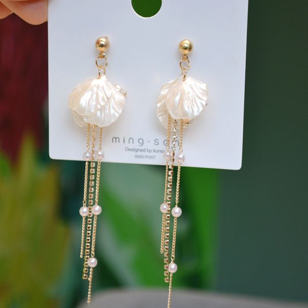 2019 fashion jewlery acrylic shell petal flower simulated pearl tassel long earrings for women sweet beach rhinestone brincos, Silver
2019 fashion jewlery acrylic shell petal flower simulated pearl tassel long earrings for women sweet beach rhinestone brincos, Silver