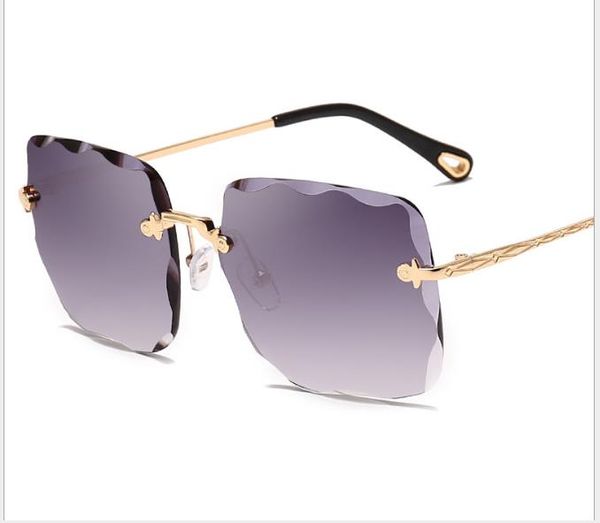 new trendy frameless sunglasses with irregular metal trimmed wavy sunglasses for ladies, White;black
new trendy frameless sunglasses with irregular metal trimmed wavy sunglasses for ladies, White;black