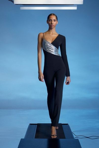2019 new fashion women black and silver one shoulder long sleeve bandage jumpsuit wholesale dropshipping, Black;white
2019 new fashion women black and silver one shoulder long sleeve bandage jumpsuit wholesale dropshipping, Black;white