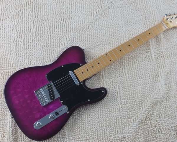 2019 hot selling Red electric guitar,Maple fingerboard, High quality guitar custom store free shipping!
2019 hot selling Red electric guitar,Maple fingerboard, High quality guitar custom store free shipping!