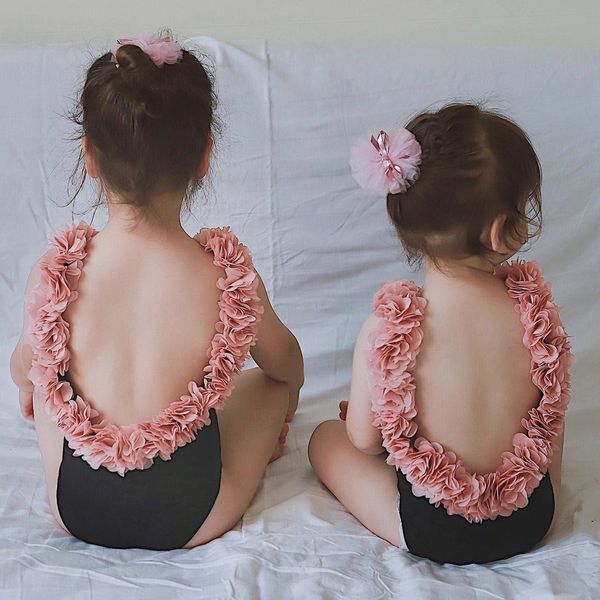 ins girls flower back retro swim wear designer one-piece swimsuit fashion children three-dimensional petals sling beach holiday swimsuit
ins girls flower back retro swim wear designer one-piece swimsuit fashion children three-dimensional petals sling beach holiday swimsuit