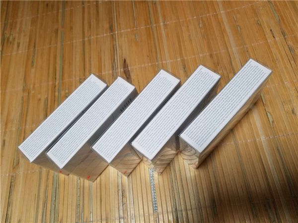 A quality 3 5mm in ear earphone headphone with remote and mic for ip4 i5 i6 wiith retail package original box head et
A quality 3 5mm in ear earphone headphone with remote and mic for ip4 i5 i6 wiith retail package original box head et