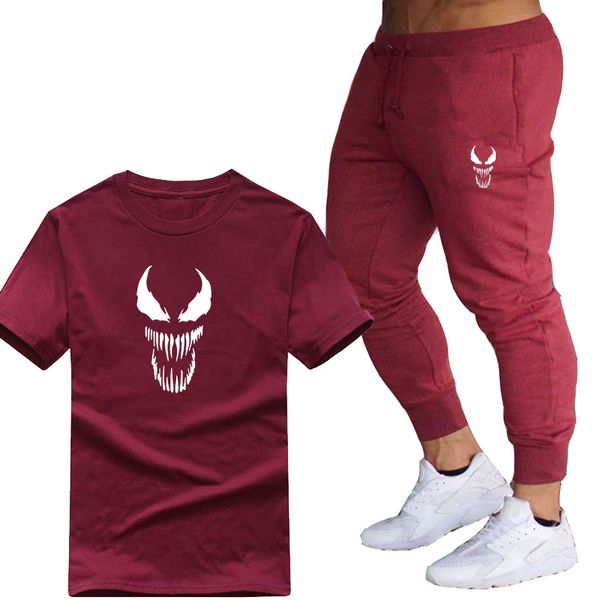 new boutique men's t-shirt + pants two-piece wholesale wholesale sportswear printed suit track and field jogging sportswear, Gray
new boutique men's t-shirt + pants two-piece wholesale wholesale sportswear printed suit track and field jogging sportswear, Gray