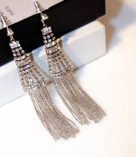 wholesale-fashion luxury designer glittering cute lovely diamond crystal metal tassel stud earrings for woman girls gold color, Golden;silver
wholesale-fashion luxury designer glittering cute lovely diamond crystal metal tassel stud earrings for woman girls gold color, Golden;silver