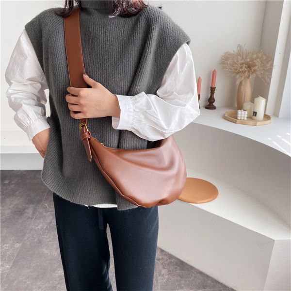 lady travel handbags and purses solid color pu leather shoulder messenger bags european style crossbody bags for women
lady travel handbags and purses solid color pu leather shoulder messenger bags european style crossbody bags for women