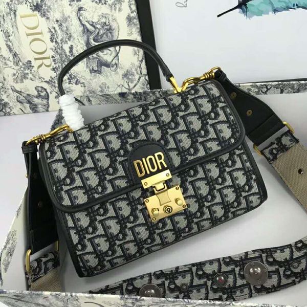 wholesale-women handbag bag fashion shoulder bag luxury fashion clutch messenger bag women handbag knapsack m90031
wholesale-women handbag bag fashion shoulder bag luxury fashion clutch messenger bag women handbag knapsack m90031