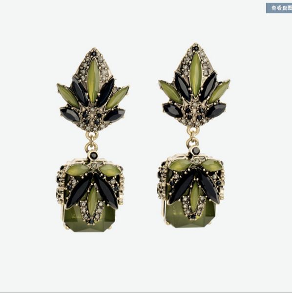 ch-34 new 2020 european and american popular jewelry fashion retro black green pendant women, Silver
ch-34 new 2020 european and american popular jewelry fashion retro black green pendant women, Silver