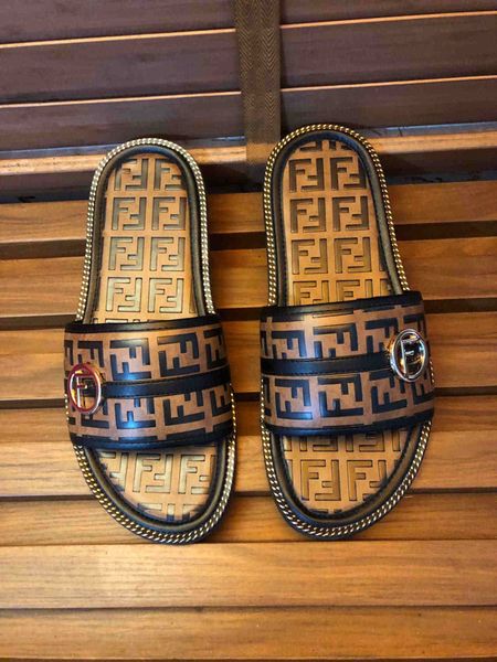 2019 new men's slippers, designer design with a slightly padded leather bottom, high-grade durable, Black
2019 new men's slippers, designer design with a slightly padded leather bottom, high-grade durable, Black