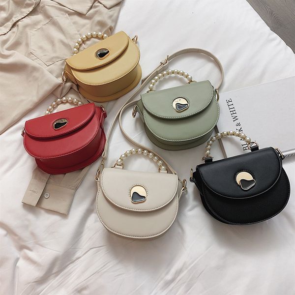 pack women 2020 new fashion spring and summer portable messenger bag ladies shoulder lock bag solid color
pack women 2020 new fashion spring and summer portable messenger bag ladies shoulder lock bag solid color