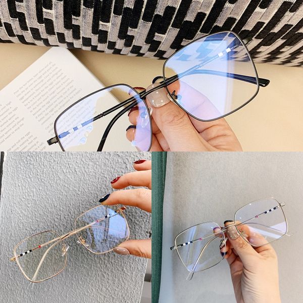 square frame creative metal paint plain color legs myopia frame for men and women myopia glasses glasses, Silver
square frame creative metal paint plain color legs myopia frame for men and women myopia glasses glasses, Silver