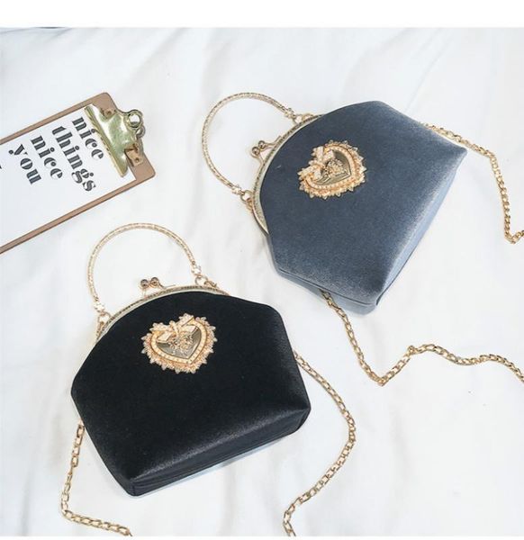 2020 mini luxury female velvet pearl shoulder bag handbag vintage velour evening bag wedding party bride clutch velour purse
2020 mini luxury female velvet pearl shoulder bag handbag vintage velour evening bag wedding party bride clutch velour purse
