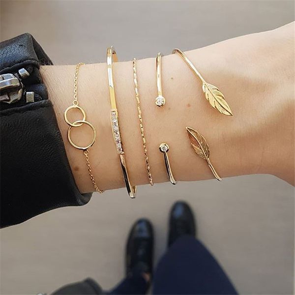 2020 new bohemian bracelet and bracelet set luxury jewelry designer style charm bracelet female jewelry accessories for girls, Black
2020 new bohemian bracelet and bracelet set luxury jewelry designer style charm bracelet female jewelry accessories for girls, Black