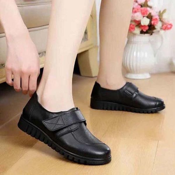 man women ace sneaker with brown elasticity stripes luxury shoes shoe008 p20, Black
man women ace sneaker with brown elasticity stripes luxury shoes shoe008 p20, Black