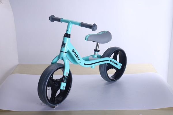 канадский ander детский баланс автомобиля скутер детская pedal-free 1-3-6 велосипедов years old scooter
канадский ander детский баланс автомобиля скутер детская pedal-free 1-3-6 велосипедов years old scooter