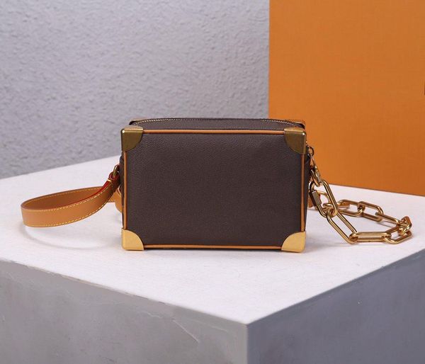 2020 fashion brand luxury shoulder bag designer handbags canvas chain metal angle mini cross-body bag ing
2020 fashion brand luxury shoulder bag designer handbags canvas chain metal angle mini cross-body bag ing