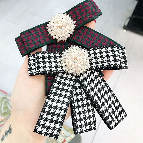 korean simple vintage houndstooth imitation pearl bow tie for women fashion clothes accessories, Black;blue
korean simple vintage houndstooth imitation pearl bow tie for women fashion clothes accessories, Black;blue
