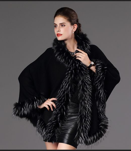 new fashion loose imitation raccoon fur collar hooded sweater cape woman, White
new fashion loose imitation raccoon fur collar hooded sweater cape woman, White