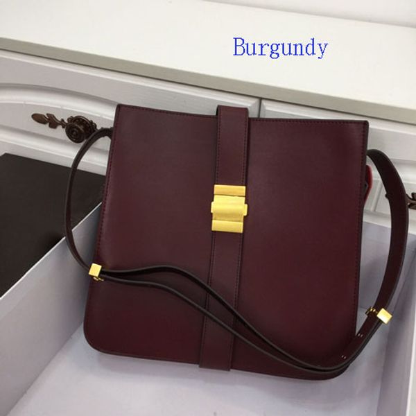 shoulder bags women fashional crossbody real soft leather outside adjustable wide belts comfortable touch on the world
shoulder bags women fashional crossbody real soft leather outside adjustable wide belts comfortable touch on the world