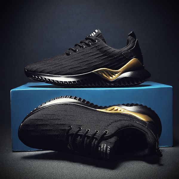 designer mens womens running shoes triple black white gold breathable jogging walking tennis trainers sports sneakers 39-44 made in china, White;red
designer mens womens running shoes triple black white gold breathable jogging walking tennis trainers sports sneakers 39-44 made in china, White;red