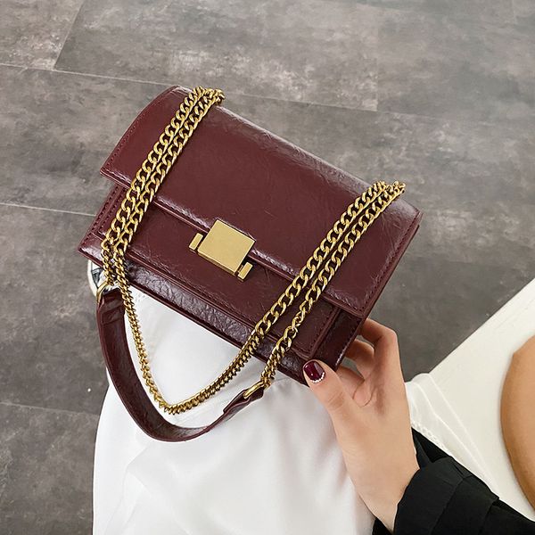 leisure bag women 2020 new korean style all-around solid color chain one shoulder messenger small square bag
leisure bag women 2020 new korean style all-around solid color chain one shoulder messenger small square bag