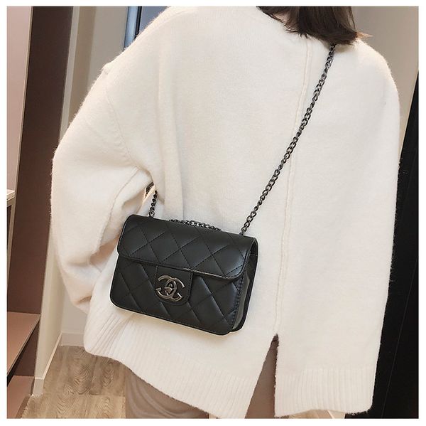 Женская сумка 2019 новая мода маленький аромат ветра женская сумка цепи одно плечо
Женская сумка 2019 новая мода маленький аромат ветра женская сумка цепи одно плечо