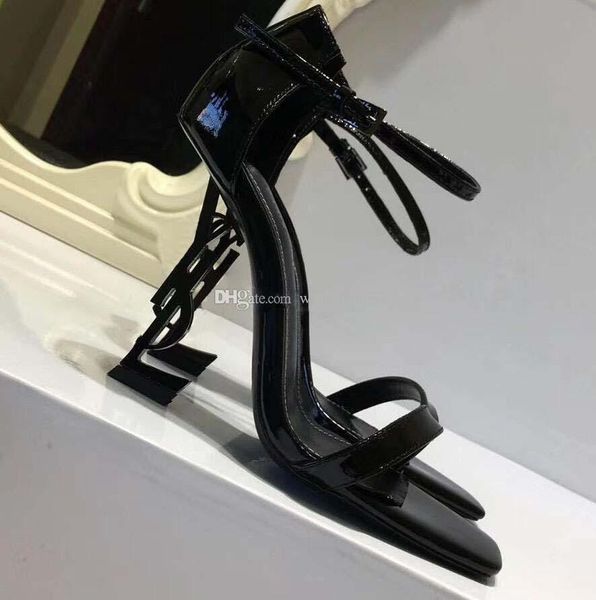 New arrival 2018 patent leather thrill heel women unique de igner pointed toe dre wedding hoe brand y l letter heel andal
New arrival 2018 patent leather thrill heel women unique de igner pointed toe dre wedding hoe brand y l letter heel andal