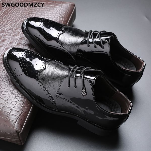 brogues formal dress men business shoes leather pointed black men party shoes wedding sapato oxford masculino
brogues formal dress men business shoes leather pointed black men party shoes wedding sapato oxford masculino