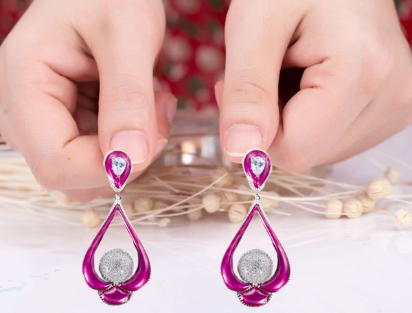 2019 fashion light and luxury buythrough explosive drops oil drops water color zircon hanging ear nails factory wholesale customization
2019 fashion light and luxury buythrough explosive drops oil drops water color zircon hanging ear nails factory wholesale customization