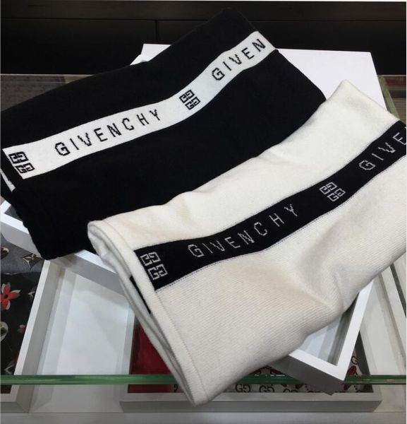 2019 multifunctional fashionable wear pure cashmere scarf, luxurious scarf, white front and black back size: 60 * 190cm, Blue;gray
2019 multifunctional fashionable wear pure cashmere scarf, luxurious scarf, white front and black back size: 60 * 190cm, Blue;gray