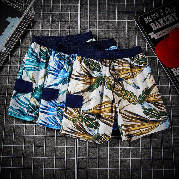 men's shorts 2020 new arrival summer men fashion print thin short pants casual mens loose knee length beach shorts 6 styles size -3xl, White;black
men's shorts 2020 new arrival summer men fashion print thin short pants casual mens loose knee length beach shorts 6 styles size -3xl, White;black