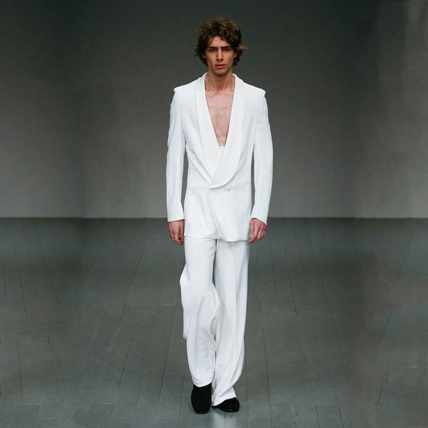 latest design white men suits evening party long jacket groom tuxedo costume homme two-pieces wide shawl lapel slim fit groomsmen outfits, Black;gray
latest design white men suits evening party long jacket groom tuxedo costume homme two-pieces wide shawl lapel slim fit groomsmen outfits, Black;gray