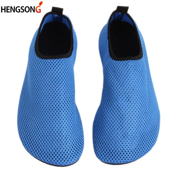 summer men women beach shoes outdoor swimming water sports shoes sneakers soft seaside walking diving swom
summer men women beach shoes outdoor swimming water sports shoes sneakers soft seaside walking diving swom