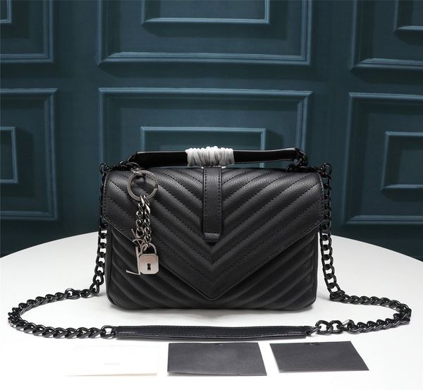 new fashion luxury designer ladies handbags high-quality hardware charms smooth leather hand-embroidered v cross-body bag
new fashion luxury designer ladies handbags high-quality hardware charms smooth leather hand-embroidered v cross-body bag